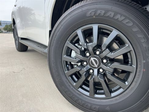 New 2026 Nissan Armada SV image 7