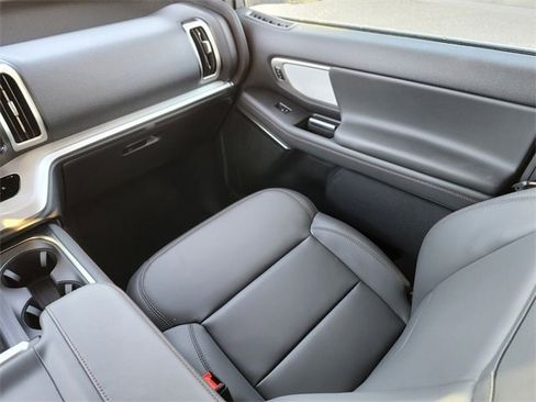 New 2025 Ford Expedition Max Active image 12