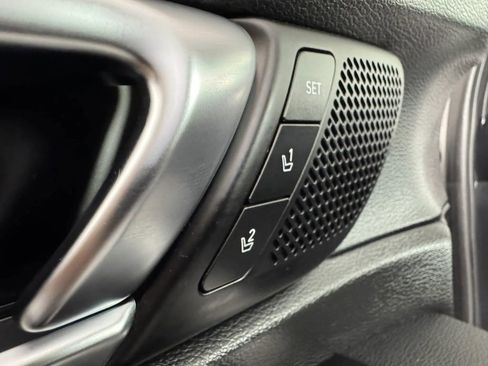 Used 2022 Kia Telluride SX w/ SX Prestige Package image 48