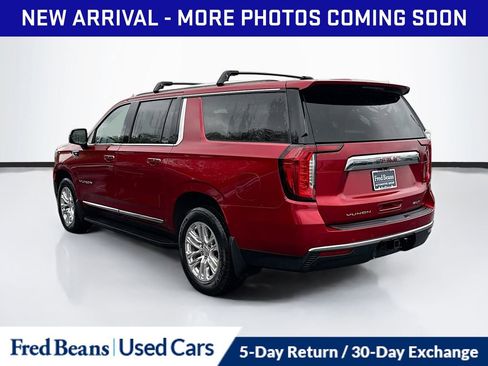 Used 2022 GMC Yukon XL SLT w/ SLT Luxury Package AWD/4WD image 6