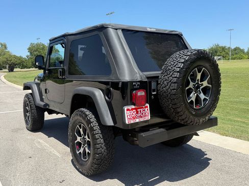 Used 2004 Jeep Wrangler 4WD image 7