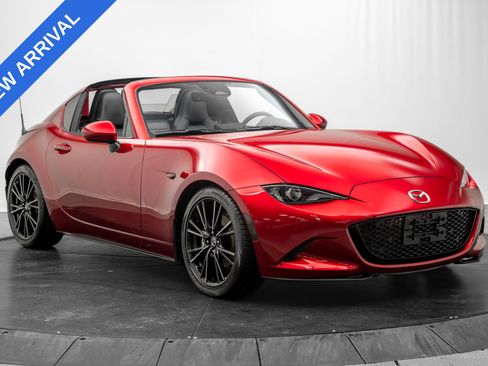 Used 2024 MAZDA MX-5 Miata RF Grand Touring RWD image 9