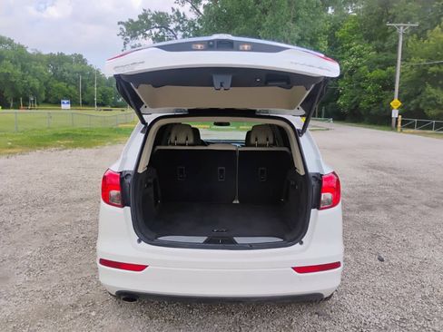 Used 2017 Buick Envision Essence FWD image 10