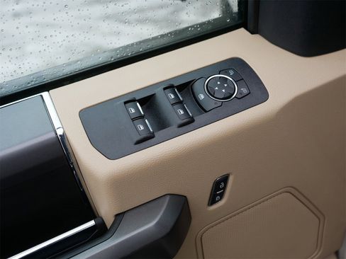 Certified 2018 Ford F150 XLT w/ Equipment Group 302A Luxury image 15