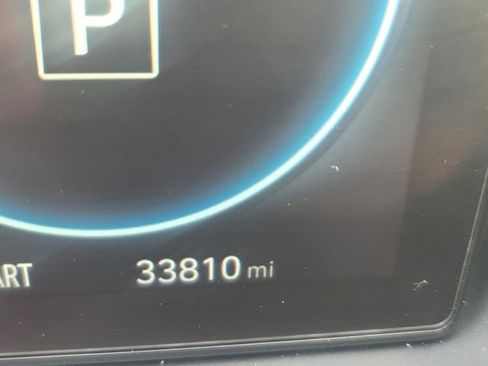 Used 2022 Hyundai Tucson Limited image 37