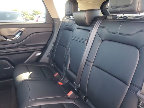 New 2026 Lincoln Corsair Premiere FWD image 12
