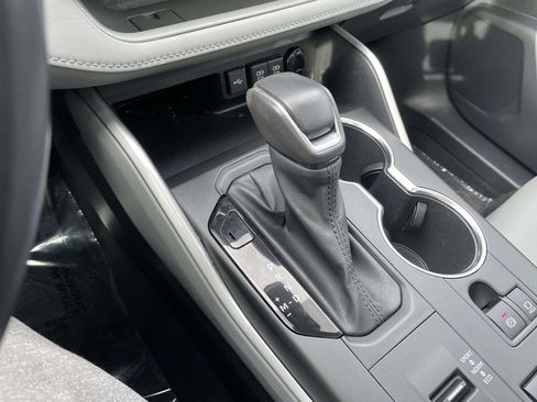 Used 2019 Toyota Highlander Plus image 44