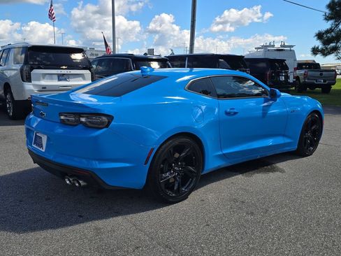 Certified 2022 Chevrolet Camaro LT w/ RS Package RWD image 5