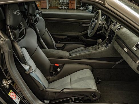 Certified 2025 Porsche 718 Boxster Spyder RS image 58