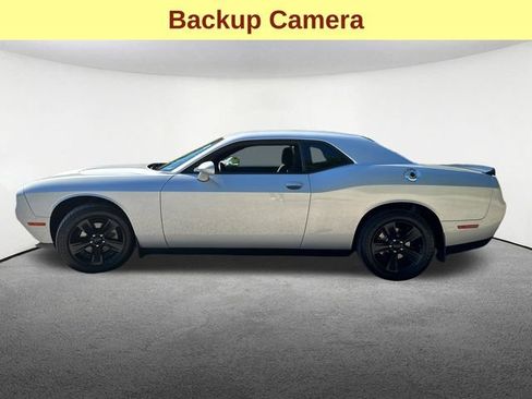 Used 2023 Dodge Challenger SXT RWD image 6