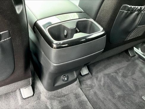 Used 2025 Kia Telluride S FWD image 12