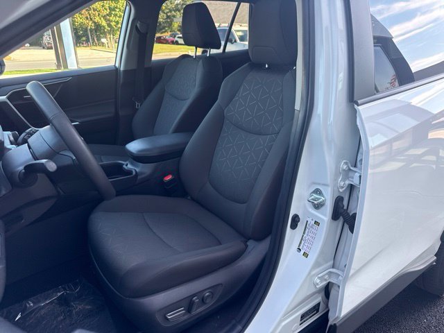 Used 2023 Toyota RAV4 XLE w/ Convenience Package AWD/4WD image 13