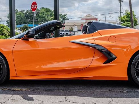 Used 2024 Chevrolet Corvette Stingray Premium Conv w/ Z51 Performance Package RWD image 23