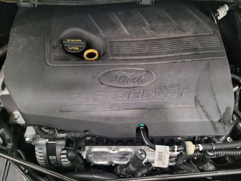 Used 2017 Ford Escape SE w/ Equipment Group 201A FWD image 30