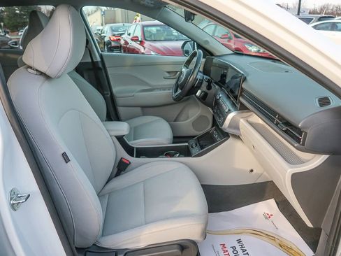 Used 2024 Hyundai Kona SEL w/ Convenience Package image 20