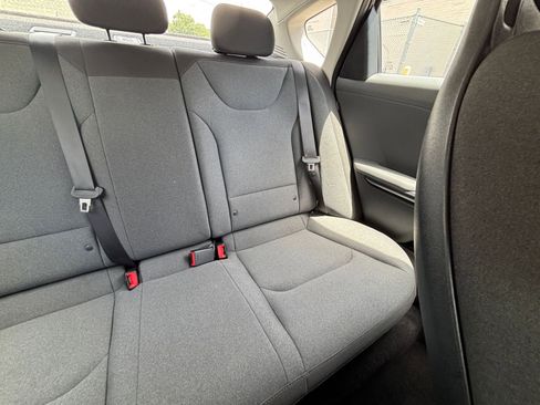 Used 2025 Kia K4 FWD image 37