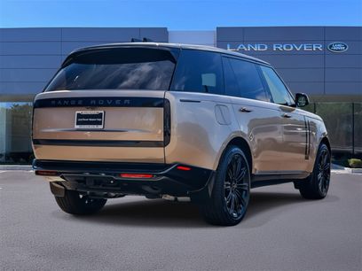 New 2026 Land Rover Range Rover Long Wheelbase SE