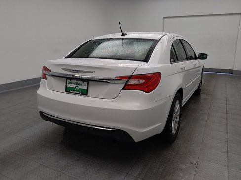 Used 2014 Chrysler 200 Touring FWD image 7