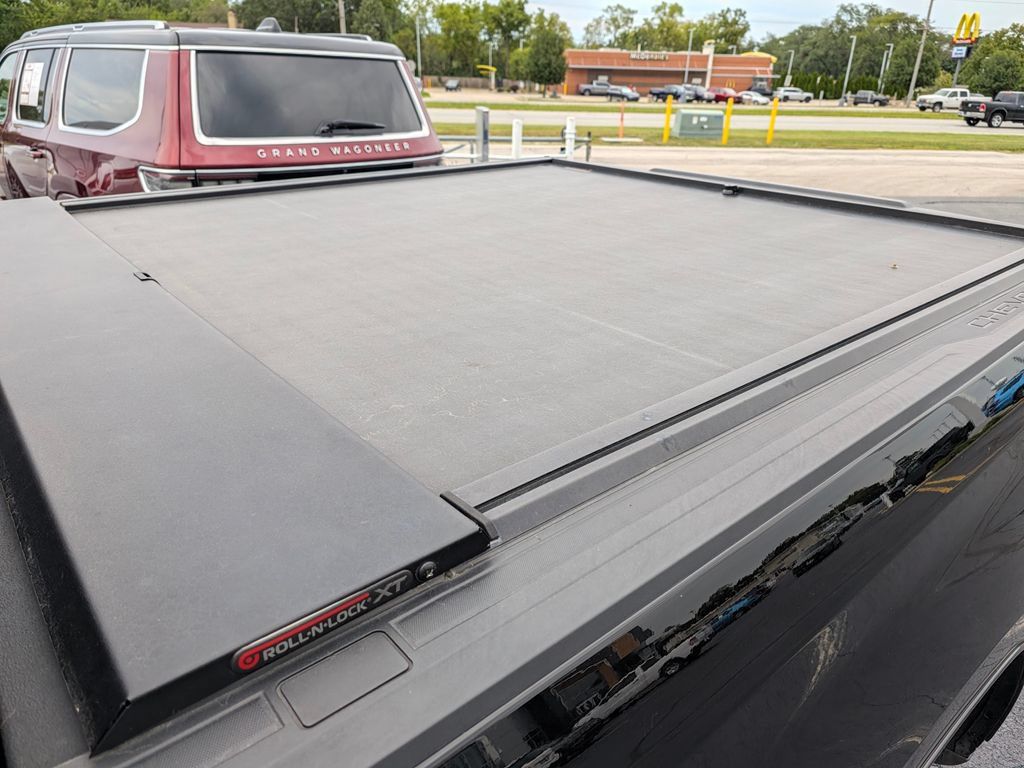 Used 2022 Chevrolet Silverado 1500 LT Trail Boss w/ LT Trail Boss Premium Package AWD/4WD image 11