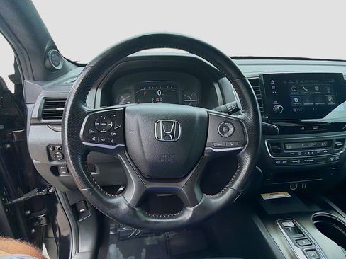Certified 2023 Honda Passport TrailSport image 10