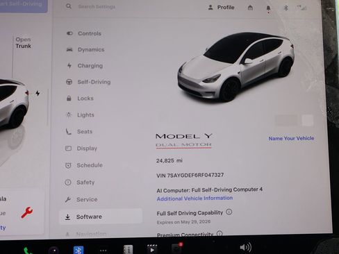 Used 2024 Tesla Model Y Performance AWD/4WD image 40