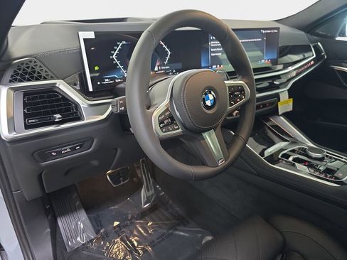 New 2026 BMW X6 xDrive40i w/ Climate Comfort Package image 13