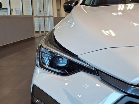 Used 2025 Subaru Crosstrek 2.5i Limited w/ Popular Package #4A image 8