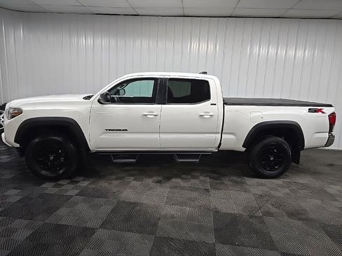 Used 2023 Toyota Tacoma SR5 w/ SX Package image 5