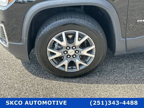 Used 2023 GMC Acadia SLT image 9