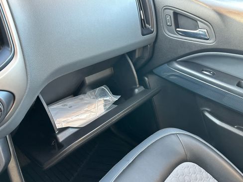 Used 2017 Chevrolet Colorado Z71 image 38