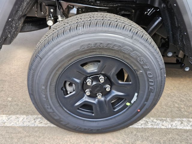 New 2026 Jeep Gladiator Sport AWD/4WD image 6