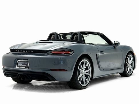 Used 2025 Porsche 718 Boxster image 33