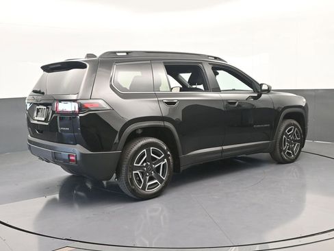 New 2026 Jeep Cherokee Laredo image 6