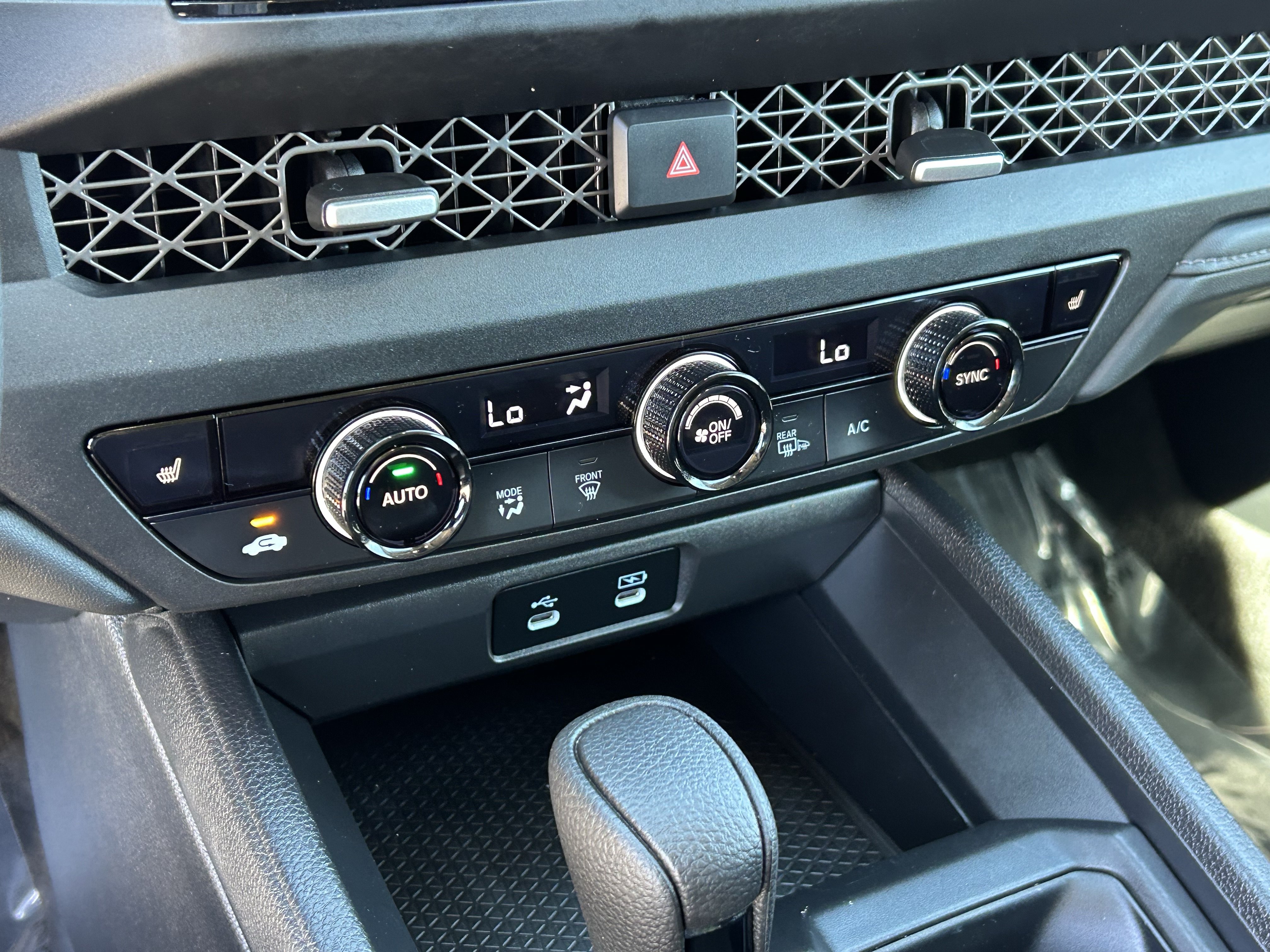 Used 2025 Honda Accord SE image 21