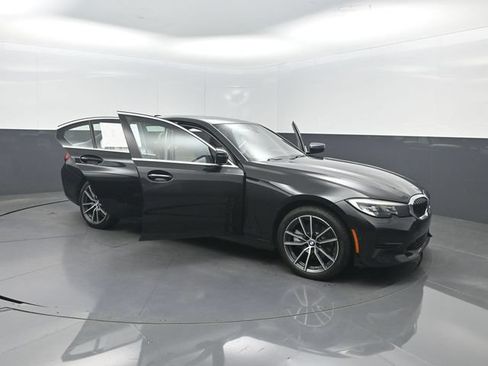 Used 2020 BMW 330i xDrive Sedan w/ Driving Assistance Package AWD/4WD image 34