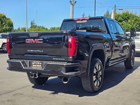 Used 2025 GMC Sierra 3500 Denali w/ Denali Reserve Package AWD/4WD image 5