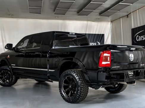 Used 2019 RAM 2500 Limited AWD/4WD image 11