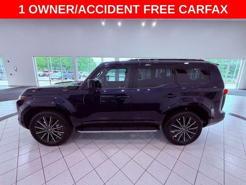 Certified 2025 Lexus GX 550 w/ Accessory Package (Z1) AWD/4WD image 4