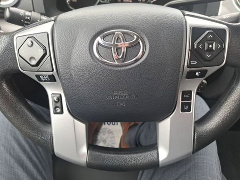Used 2018 Toyota Tundra SR5 image 15
