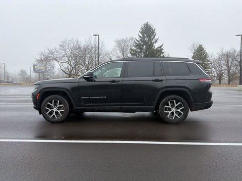 Certified 2024 Jeep Grand Cherokee L Limited w/ Luxury Tech Group II image 2