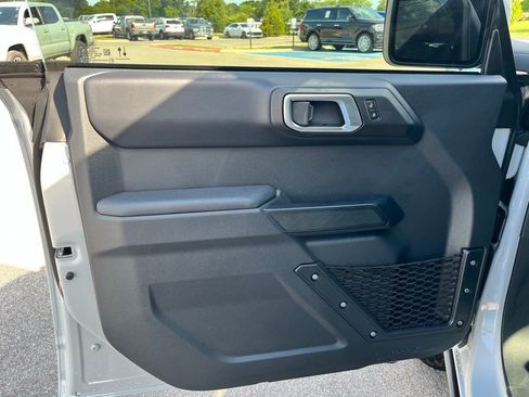 New 2026 Ford Bronco Badlands AWD/4WD image 12