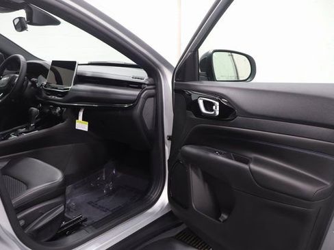 New 2026 Jeep Compass Latitude AWD/4WD image 14