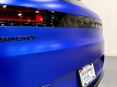 Used 2025 Land Rover Range Rover Sport Autobiography image 32