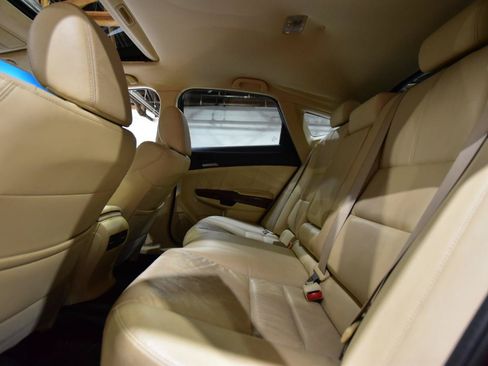 Used 2010 Honda Crosstour EX-L image 28