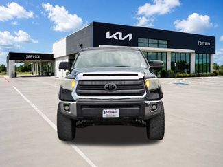 Used 2015 Toyota Tundra SR5 w/ SR5 Upgrade Package AWD/4WD video 2