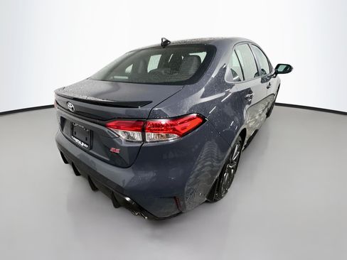 Used 2026 Toyota Corolla SE w/ SE Package FWD image 4