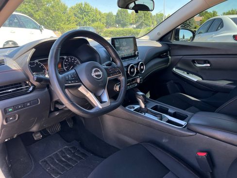 Used 2024 Nissan Sentra SR FWD image 12