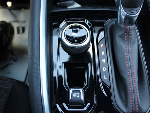 Used 2023 Chevrolet Colorado Z71 w/ Advanced Trailering Package image 17