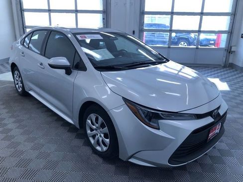 Certified 2025 Toyota Corolla LE image 34