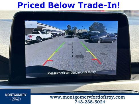 Used 2022 Ford Escape SE image 5